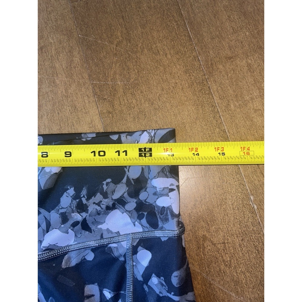 The North Face Women's Luxe Motivation Pocket 7/8 Legging Large Camo Black Gray - Picture 4 of 7